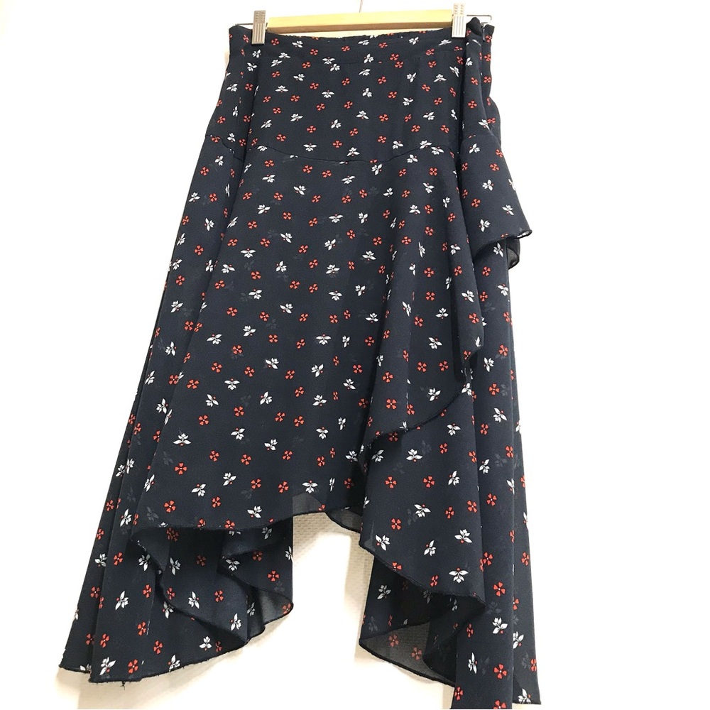 H&M navy skirt